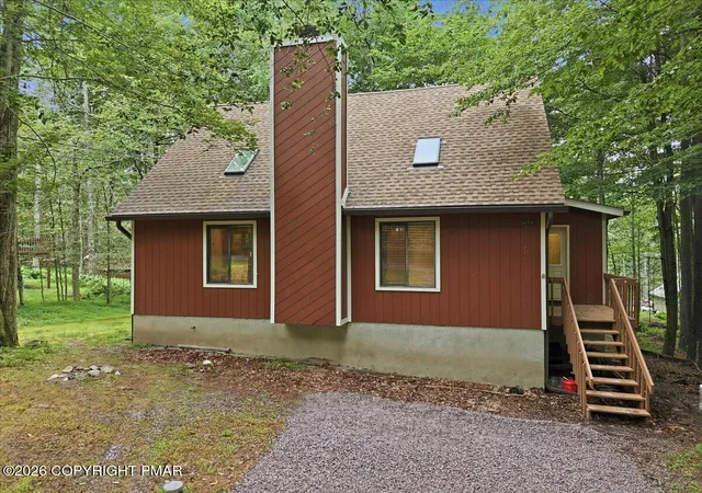 Homes for sale in Pocono Lake, PA | 220 Muskwink Dr, Pocono Lake, PA 18347 | MLS# PM-142919