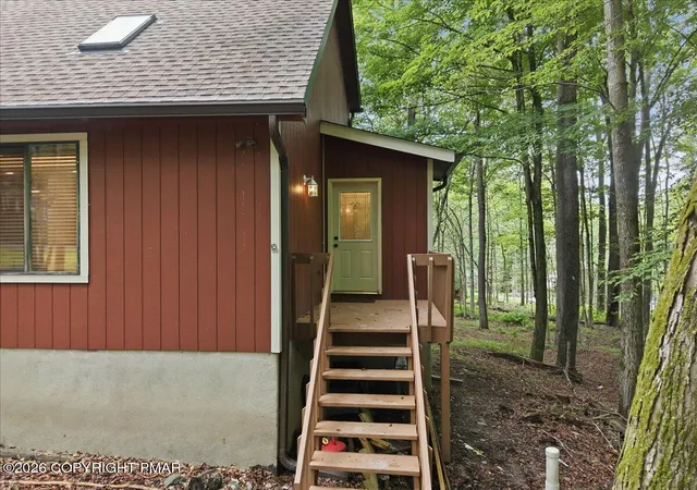 Homes for sale in Pocono Lake, PA | 220 Muskwink Dr, Pocono Lake, PA 18347 | MLS# PM-142919