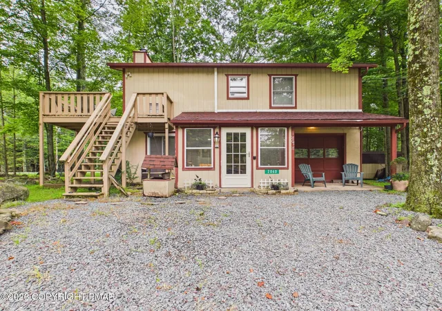 Homes for sale in Pocono Lake, PA | 2060 Lehigh Dr, Pocono Lake, PA 18347 | MLS# PM-142929