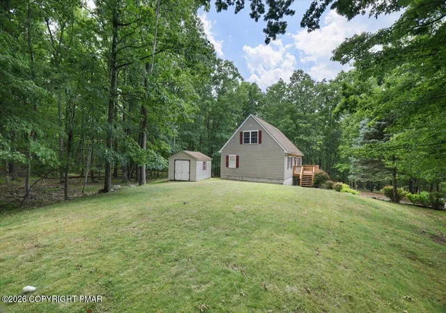Homes for sale in Hawley, PA | 30 Juniper Wy, Hawley, PA 18428 | MLS# PM-142935