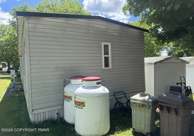 Homes for sale in Bath, PA | 10 Sycamore Dr, Bath, PA 18014 | MLS# PM-142961