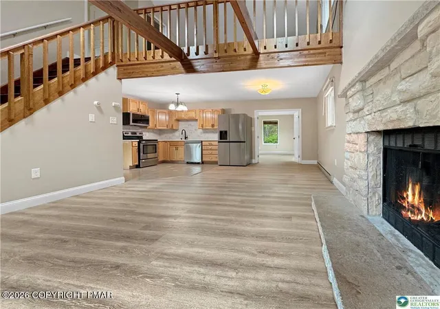 Homes for sale in Effort, PA | 854 Lower Mountain Dr, Effort, PA 18330 | MLS# PM-142954