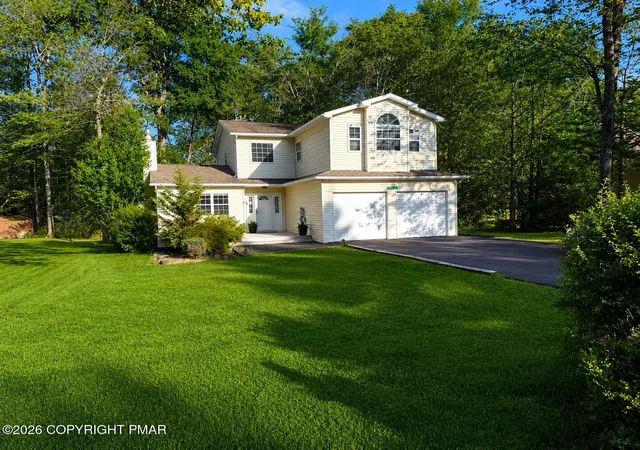 Photo 2 of Single family home for sale at 113 St Regis Walk, Tobyhanna, PA 18466 | MLS# PM-142967 | Listing updated on 2026-07-30