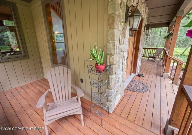 Photo 5 of Sale Pending at 171 Leatherstocking Ln, Pocono Pines, PA 18350 | MLS# PM-143028 | Listing updated on 2026-07-28