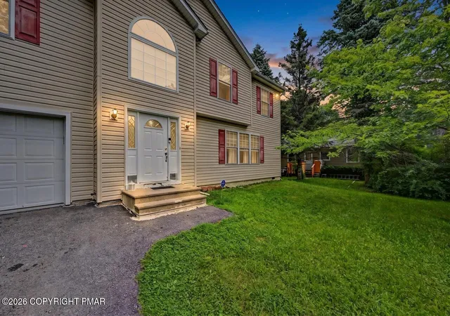 Photo 3 of Single family home for sale at 138 Fergus Way, Tobyhanna, PA 18466 | MLS# PM-143159 | Listing updated on 2026-09-10