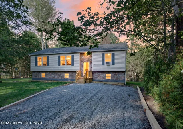 Homes for sale in Tobyhanna, PA | 9249 Westwood Dr, Tobyhanna, PA 18466 | MLS# PM-143000
