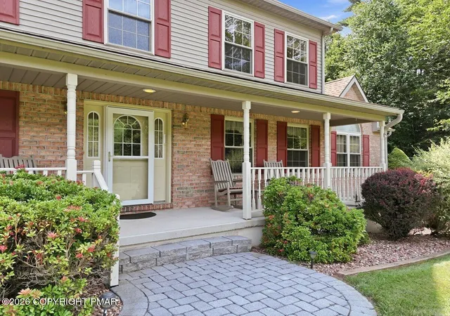 Photo 4 of Single family home for sale at 138 Scenic Dr, Blakeslee, PA 18610 | MLS# PM-143065 | Listing updated on 2026-09-07