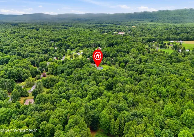 Homes for sale in Stroudsburg, PA | 212 Ellen Ct, Stroudsburg, PA 18360 | MLS# PM-143023