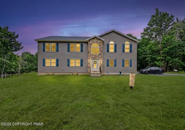 Photo 3 of Single family home for sale at 427 Cedar Dr, Long Pond, PA 18334 | MLS# PM-143093 | Listing updated on 2026-07-22