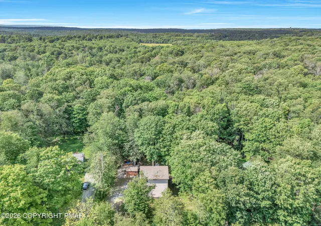 Photo 4 of Single family home for sale at 143 Buck Hl, Greentown, PA 18426 | MLS# PM-143058 | Listing updated on 2026-07-27