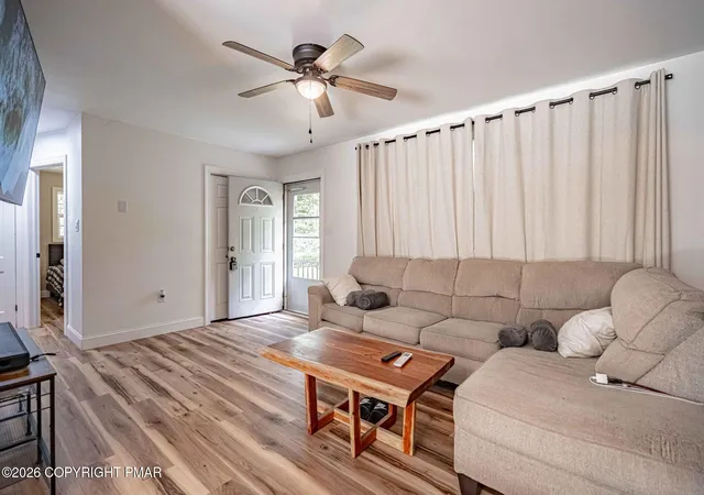 Photo 5 of Single family home for sale at 3279 Beech Ridge Dr, Pocono Summit, PA 18346 | MLS# PM-143063 | Listing updated on 2026-07-15