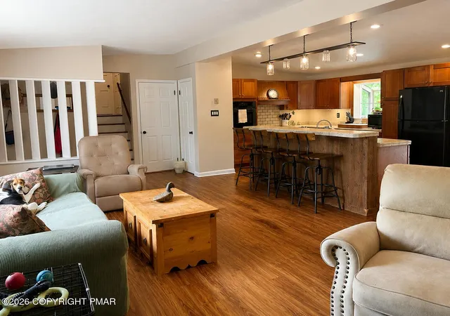 Photo 4 of Single family home for sale at 3207 Pine Ridge Dr, Bushkill, PA 18324 | MLS# PM-143247 | Listing updated on 2026-07-29