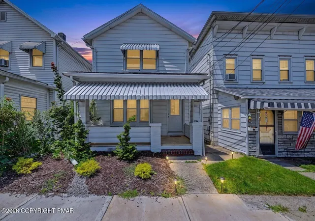 Photo 3 of Single family home for sale at 254 W Main St, Nanticoke, PA 18634 | MLS# PM-143122 | Listing updated on 2026-09-29