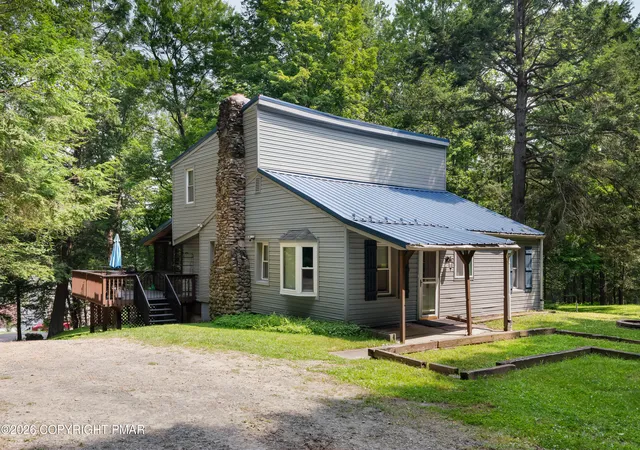 Photo 4 of Single family home for sale at 962 Rt 507, Greentown, PA 18426 | MLS# PM-143154 | Listing updated on 2026-08-10