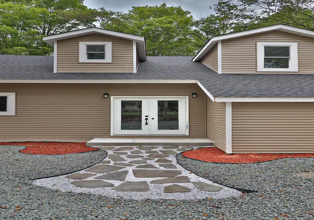 Photo 2 of Sale Pending at 1080 Westside Dr, Newfoundland, PA 18445 | MLS# PM-143077 | Listing updated on 2026-07-29