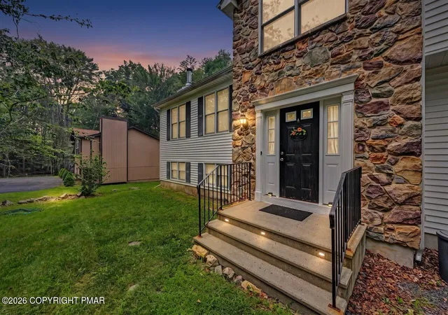 Photo 4 of Sale Pending at 5154 Iroquois St, Tobyhanna, PA 18466 | MLS# PM-143114 | Listing updated on 2026-10-27