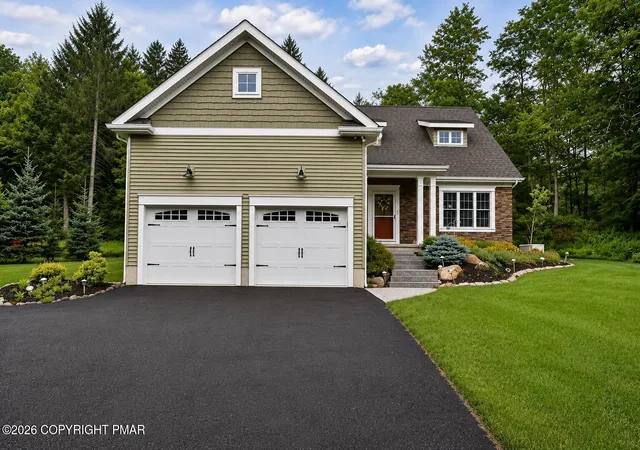 Photo 1 of Single family home for sale at 126 Lexington Ln, Blakeslee, PA 18610 | MLS# PM-143155 | Listing updated on 2026-08-10