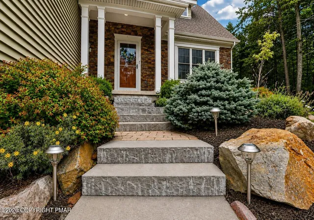 Photo 5 of Single family home for sale at 126 Lexington Ln, Blakeslee, PA 18610 | MLS# PM-143155 | Listing updated on 2026-08-10