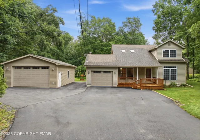 Photo 3 of Single family home for sale at 12 Sidney Mews, Albrightsville, PA 18210 | MLS# PM-143125 | Listing updated on 2026-08-30
