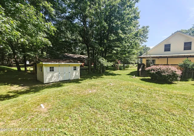 Photo 4 of Single family home for sale at 11 Grouse Trl, Albrightsville, PA 18210 | MLS# PM-143134 | Listing updated on 2026-08-19