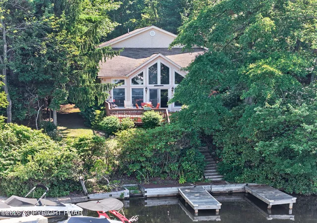 Photo 2 of Single family home for sale at 99 N Lake Dr, Lake Harmony, PA 18624 | MLS# PM-143147 | Listing updated on 2026-09-05