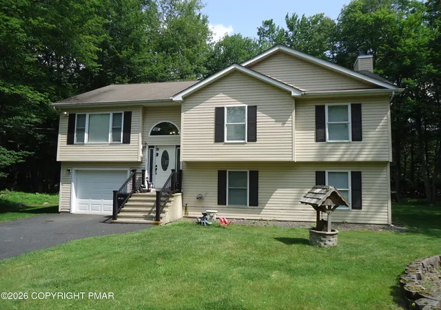 Photo 1 of Single family home for sale at 3270 Beech Ridge Dr, Pocono Summit, PA 18346 | MLS# PM-143178 | Listing updated on 2026-07-21