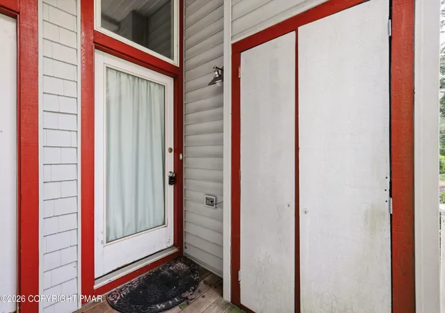 Photo 2 of Townhouse for sale at 76 Laurelwoods Dr, Lake Harmony, PA 18624 | MLS# PM-143205 | Listing updated on 2026-08-20