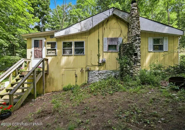 Photo 3 of Sale Pending at 193 Silver Lake Rd, Dingmans Ferry, PA 18328 | MLS# PM-143209 | Listing updated on 2026-07-30
