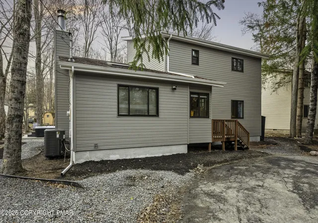 Photo 3 of Sale Pending at 8499 Bumble Bee Way, Tobyhanna, PA 18466 | MLS# PM-143256 | Listing updated on 2026-09-04