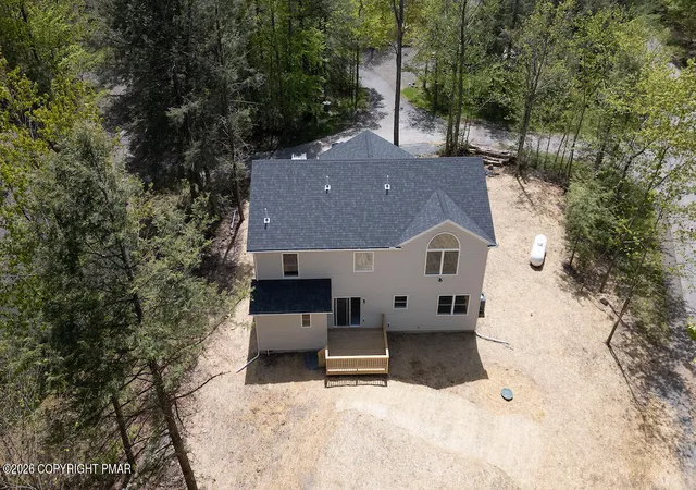 Photo 3 of Sale Pending at 2222 Overlook Dr 49 Dr #49, Tobyhanna, PA 18466 | MLS# PM-144052 | Listing updated on 2026-08-24