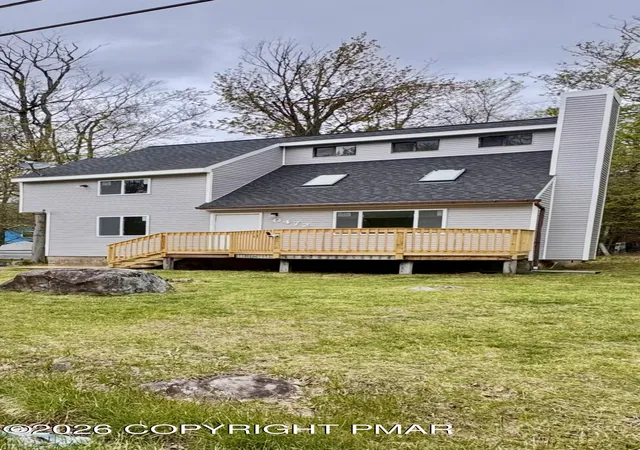 Photo 2 of Single family home for sale at 7414 Ventnor Dr, Tobyhanna, PA 18466 | MLS# PM-143254 | Listing updated on 2026-10-16