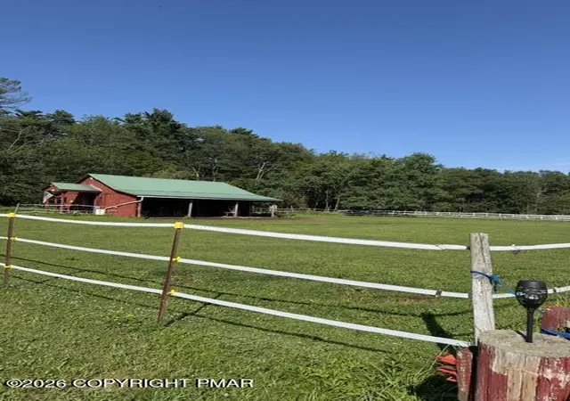 Photo 5 of Single family home for sale at 141 High Country Dr, Blakeslee, PA 18610 | MLS# PM-143223 | Listing updated on 2026-08-07