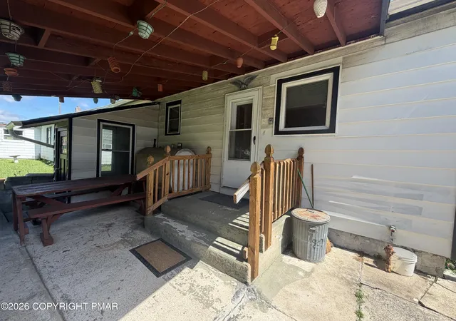 Photo 3 of Sale Pending at 807 Flagler St, Stroudsburg, PA 18360 | MLS# PM-144194 | Listing updated on 2026-09-30