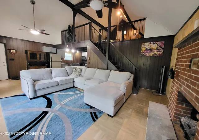 Photo 2 of Single family home for sale at 1067 Porter Dr, Bushkill, PA 18324 | MLS# PM-143270 | Listing updated on 2026-08-29