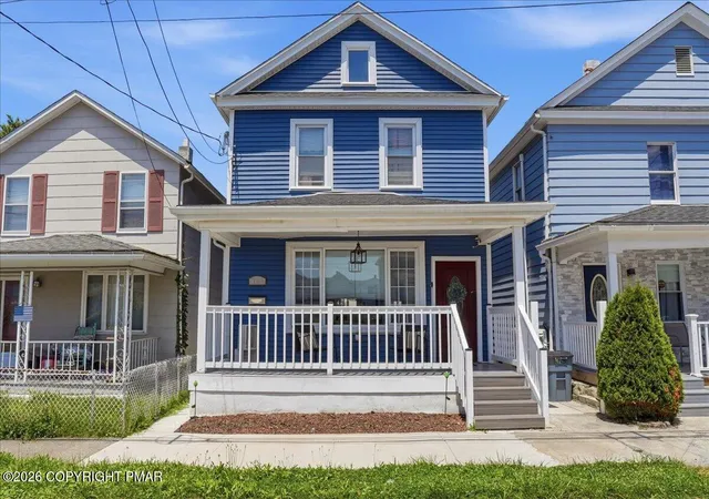 Photo 1 of Single family home for sale at 164 E Ridge St, Nanticoke, PA 18634 | MLS# PM-143228 | Listing updated on 2026-07-22