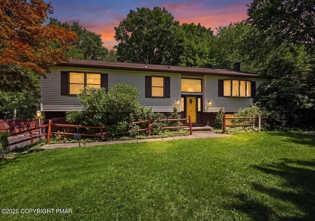 Photo 1 of Single family home for sale at 3 Devonshire Ln, Mount Pocono, PA 18344 | MLS# PM-143276 | Listing updated on 2026-07-23