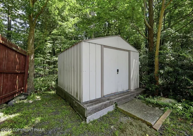 Photo 39 of Single family home for sale at 3 Devonshire Ln, Mount Pocono, PA 18344 | MLS# PM-143276 | Listing updated on 2026-07-23