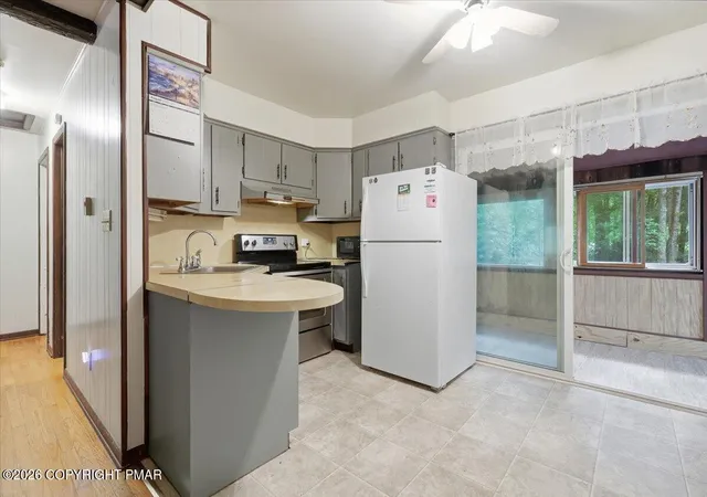 Photo 3 of Single family home for sale at 12 Pool Dr, Jim Thorpe, PA 18229 | MLS# PM-143540 | Listing updated on 2026-10-08