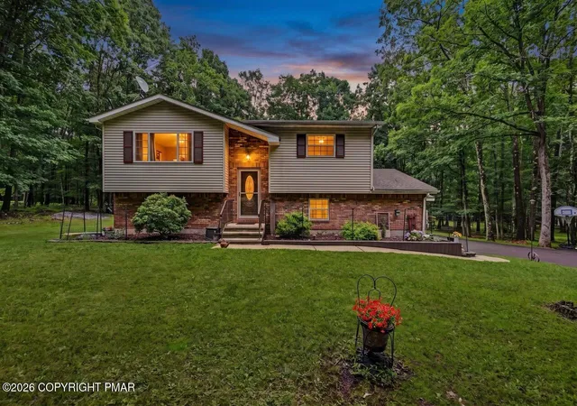 Photo 1 of Sale Pending at 386 Upper Ridge Dr, Effort, PA 18330 | MLS# PM-143268 | Listing updated on 2026-08-03