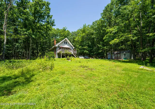 Photo 2 of Single family home for sale at 3196 Woodcrest Ave, Effort, PA 18330 | MLS# PM-143304 | Listing updated on 2026-07-24