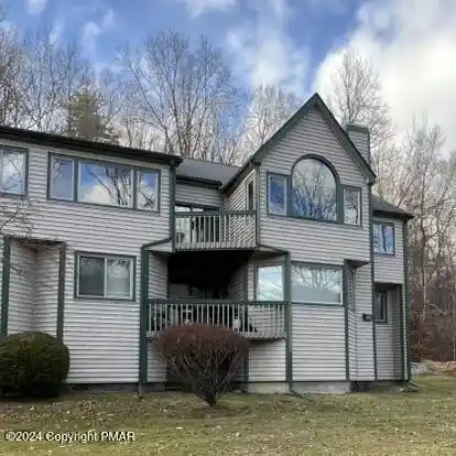 Listing Photo 2 - Condo for sale in 316 Holw Rd located at 316 Holw Rd, East Stroudsburg, PA 18302 - Unit 316 Hollow Rd