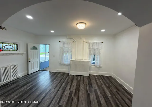 Photo 4 of Single family home for sale at 86 Church St, Kingston, PA 18704 | MLS# PM-143368 | Listing updated on 2026-10-05