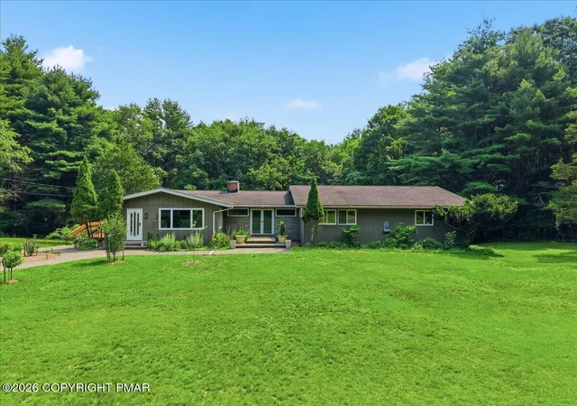 Photo 3 of Single family home for sale at 787 Polk Valley Rd, Stroudsburg, PA 18360 | MLS# PM-143337 | Listing updated on 2026-09-11