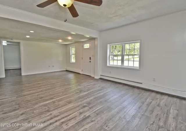 Photo 4 of Single family home for sale at 178 N Easton Belmont Pike, Stroudsburg, PA 18360 | MLS# PM-143506 | Listing updated on 2026-10-01