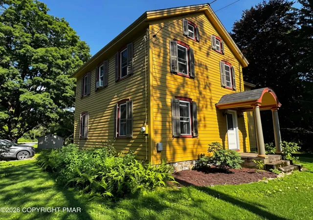 Photo 3 of Single family home for sale at 108 Effort Neola Rd, Effort, PA 18330 | MLS# PM-143323 | Listing updated on 2026-09-04