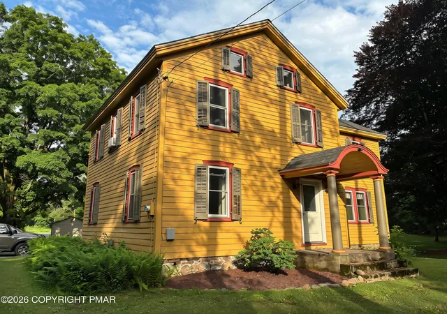 Photo 4 of Single family home for sale at 108 Effort Neola Rd, Effort, PA 18330 | MLS# PM-143323 | Listing updated on 2026-09-04