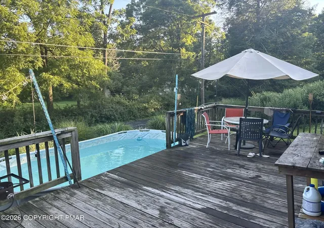 Photo 3 of Single family home for sale at 135 Little Crk Ln, East Stroudsburg, PA 18301 | MLS# PM-143341 | Listing updated on 2026-09-21
