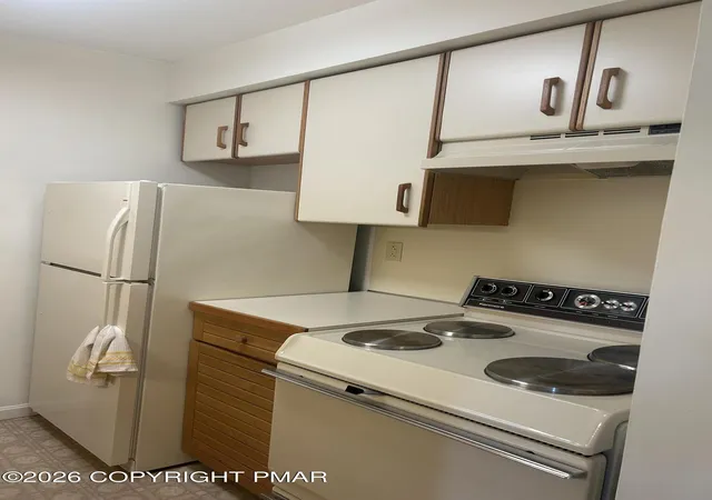 Photo 2 of Sale Pending at 3 Village Cir #403, Stroudsburg, PA 18360 | MLS# PM-143451 | Listing updated on 2026-08-25