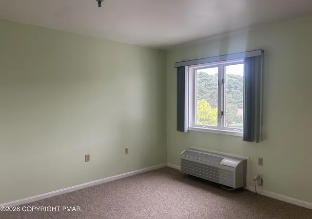 Photo 5 of Sale Pending at 3 Village Cir #403, Stroudsburg, PA 18360 | MLS# PM-143451 | Listing updated on 2026-08-25