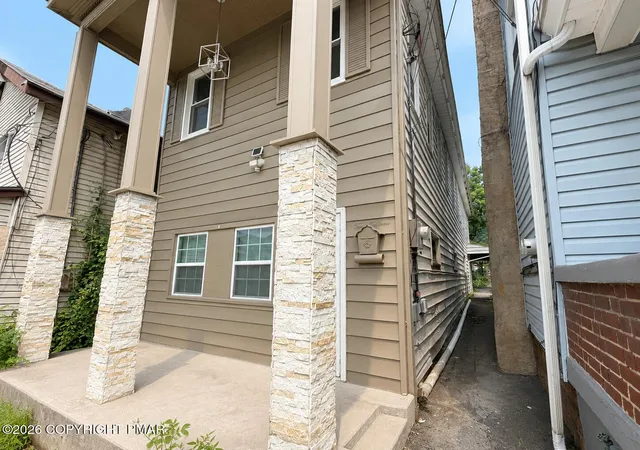 Photo 2 of Sale Pending at 215 W Market St, Williamstown, PA 17098 | MLS# PM-143441 | Listing updated on 2026-08-12